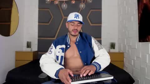 Magnusclark online show from 09.11.25