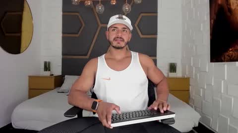 Magnusclark online show from 09.15.25