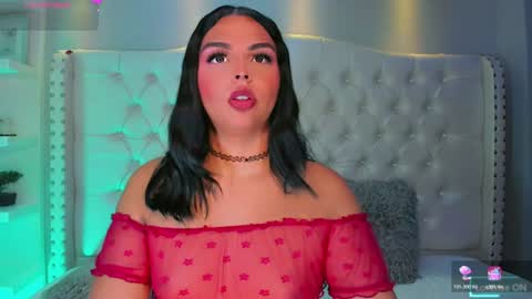 Snapshot of maia_hotts chatting on 06.22.26 CamiiGarcia online show from 06.22.26