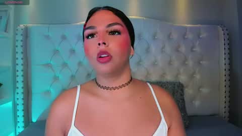 Snapshot of maia_hotts chatting on 06.26.26 CamiiGarcia online show from 06.26.26