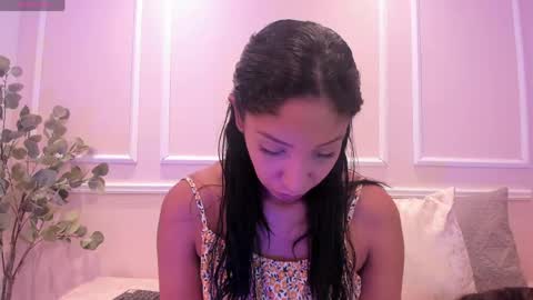 Snapshot of maia_lion chatting on 04.30.26 Maia online show from 04.30.26