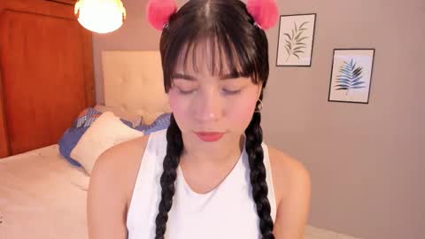 Snapshot of maia_w10 chatting on 11.11.25 Maia online show from 11.11.25