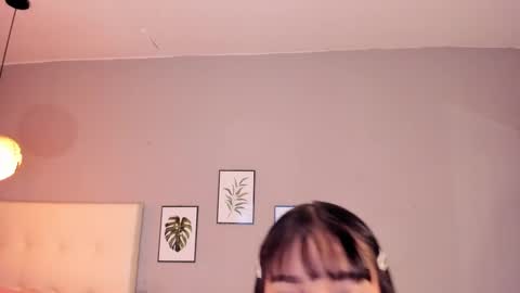 Snapshot of maia_w10 chatting on 11.23.25 Maia online show from 11.23.25