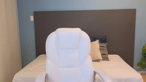 Snapshot of maiaa_ruiz chatting on 01.11.25 Maiaa Ruiz online show from 01.11.25