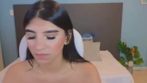 Snapshot of maiaa_ruiz chatting on 02.12.25 Maiaa Ruiz online show from 02.12.25