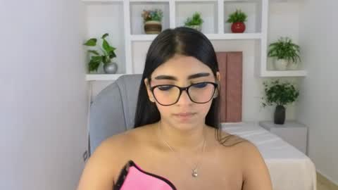 Maiaa Ruiz  online show from 05.12.26
