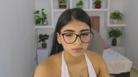 Maiaa Ruiz  online show from 05.23.26