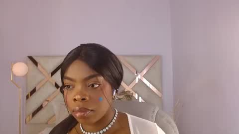 Maia Charris online show from 06.25.26