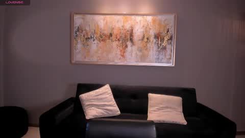  Maia  online show from 09.18.25