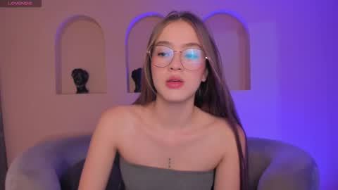  Maia  online show from 12.14.25