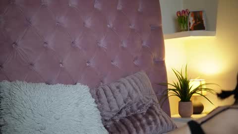  Maia  online show from 02.13.26