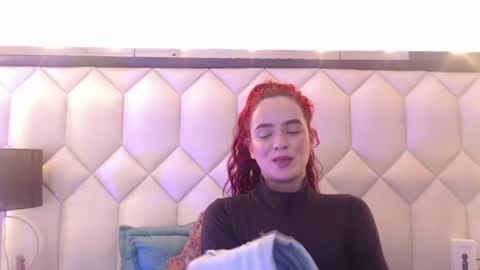 Snapshot of maiapark chatting on 02.14.25 Maia online show from 02.14.25