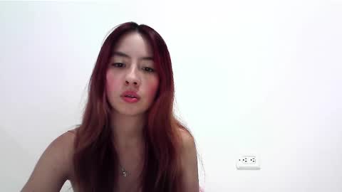 Snapshot of maiarosse_ chatting on 01.09.25 MaiaRosse  online show from 01.09.25