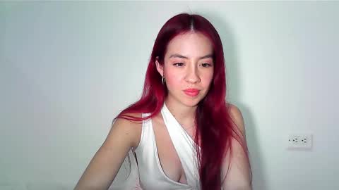 Snapshot of maiarosse_ chatting on 02.10.25 MaiaRosse  online show from 02.10.25