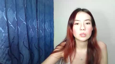 Snapshot of maiarosse_ chatting on 12.18.25 MaiaRosse online show from 12.18.25