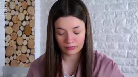 Lucy online show from 11.11.25