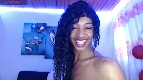 Bella Maidi online show from 12.22.24