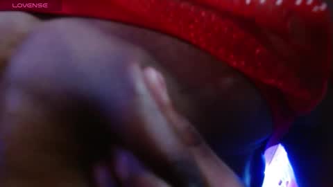 Bella Maidi online show from 12.23.24