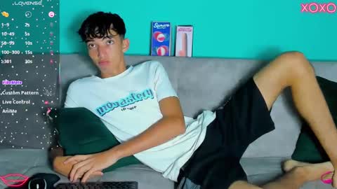 Maikol online show from 10.12.25