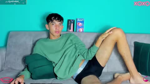 Maikol online show from 10.14.25