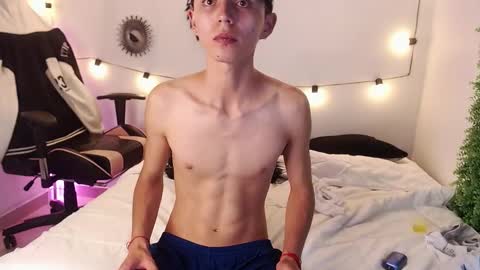 Maiky Cooper online show from 02.08.25