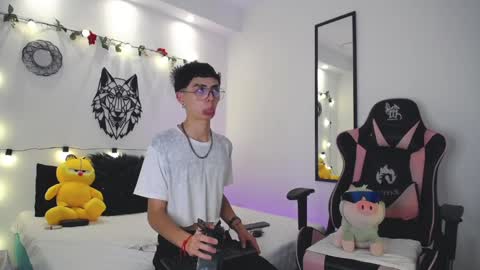 Maiky Cooper online show from 02.21.25