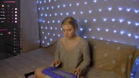 Snapshot of mailin_harrington chatting on 01.22.25 Your kitty online show from 01.22.25