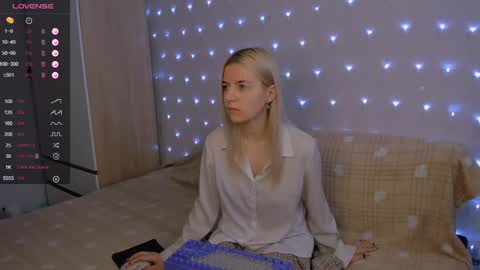 Snapshot of mailin_harrington chatting on 03.01.25 Your kitty online show from 03.01.25