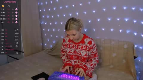 Snapshot of mailin_harrington chatting on 03.02.25 Your kitty online show from 03.02.25