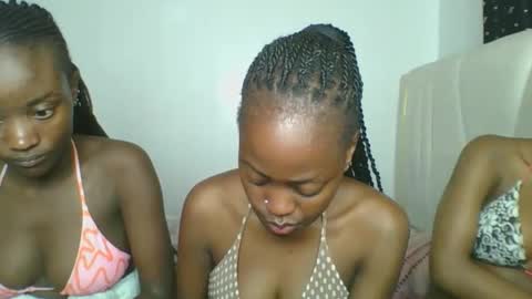 maira luv1 online show from 02.26.26