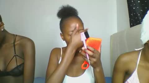 maira luv1 online show from 03.11.26