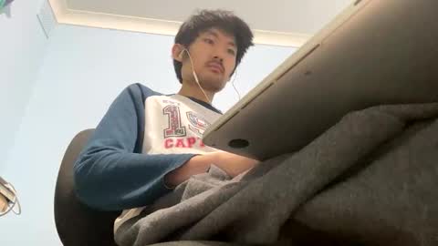 Snapshot of maishall chatting on 12.15.25 David Sae Hymn Cho online show from 12.15.25