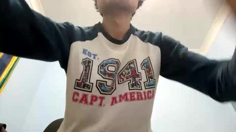 Snapshot of maishall chatting on 12.17.25 David Sae Hymn Cho online show from 12.17.25