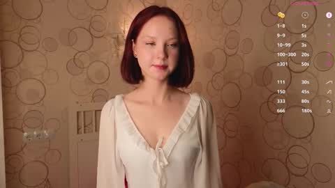 Snapshot of maisiemiller chatting on 10.24.25 Maisie online show from 10.24.25