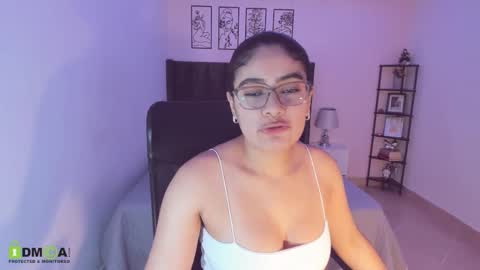 Maite online show from 09.10.25