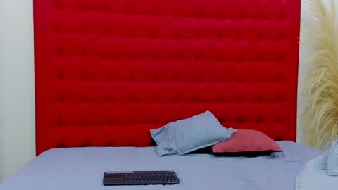 Snapshot of maite_smith69 chatting on 02.20.25 maite_smith69 online show from 02.20.25