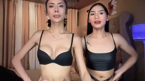 Lovely online show from 12.22.25