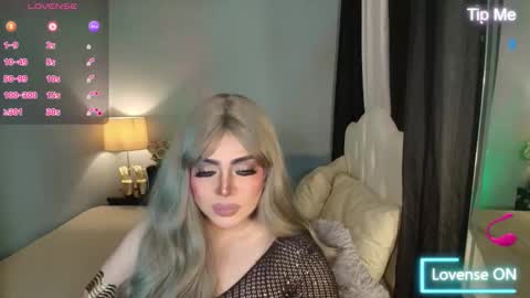 Snapshot of majestydannaxx chatting on 11.13.25 majestydannaxx online show from 11.13.25