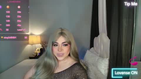 Snapshot of majestydannaxx chatting on 11.24.25 majestydannaxx online show from 11.24.25