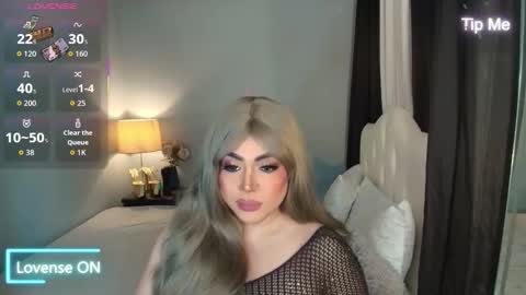 Snapshot of majestydannaxx chatting on 12.05.25 majestydannaxx online show from 12.05.25