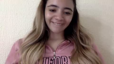 Snapshot of majo_gomezz chatting on 06.20.26 majo_gomezz online show from 06.20.26