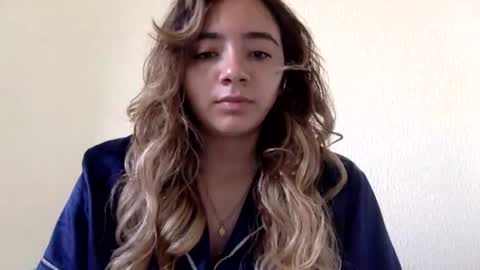 Snapshot of majo_gomezz chatting on 06.25.26 majo_gomezz online show from 06.25.26