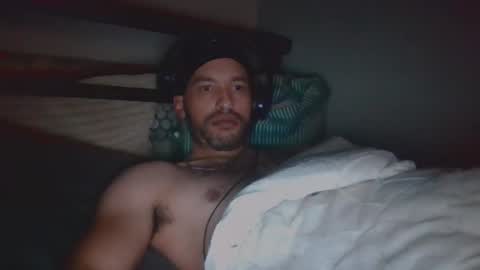 Snapshot of majorb121 chatting on 02.11.25 majorb121 online show from 02.11.25