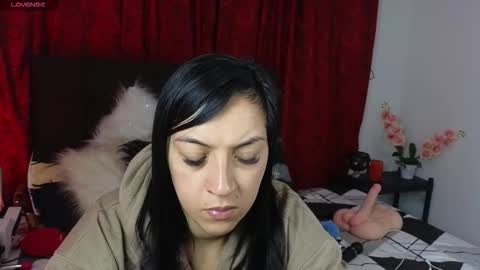 Snapshot of majuu__ chatting on 09.27.25 Celeste Bonet online show from 09.27.25