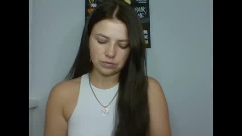 make_mesmile online show from 09.08.25