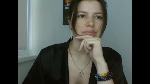 make_mesmile online show from 05.08.26