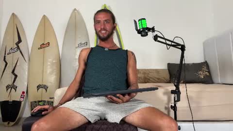 Mack  Makingmoans Twitter online show from 06.19.26