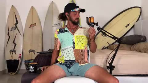 Mack  Makingmoans Twitter online show from 07.04.26