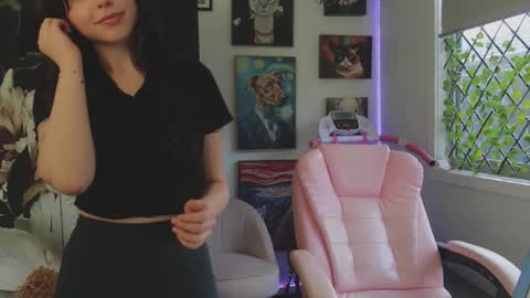 MakiyahBelle online show from 09.18.25