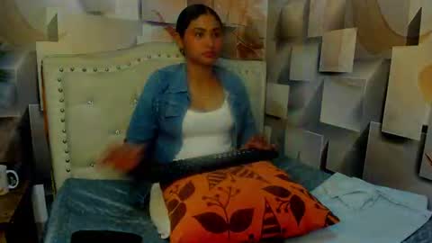 Snapshot of malaika_chalo chatting on 08.03.26 M A L A I K A online show from 08.03.26